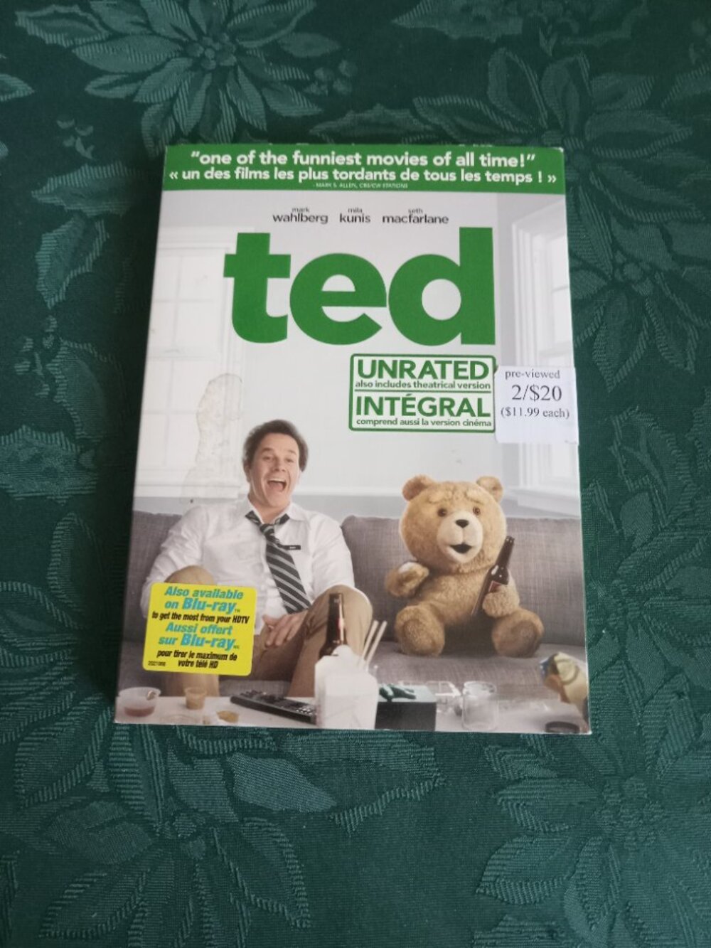 Ted comedy unrated DVD like new starring Mark Wahlberg